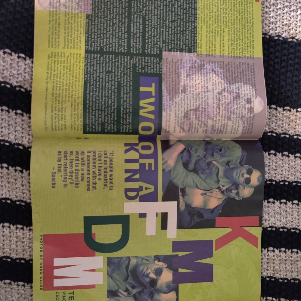 1994 B-Side Magazine Tori Amos Cover - Picture 8 of 14